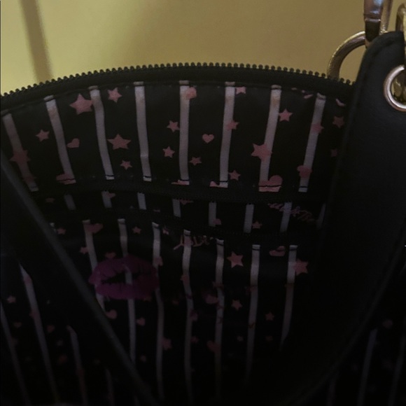 Betsey Johnson Quilted Crossbody - Picture 7 of 8